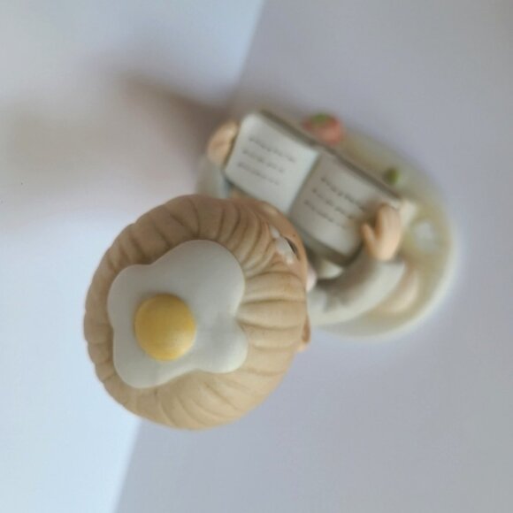 Vintage 80s Precious Moments God Religious Collectible Porcelain Figurine - Picture 7 of 9
